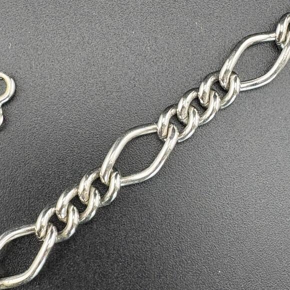 Signed Monet Vintage Silver Tone Curb Chain Link Charm Bracelet 7.5" - Picture 4 of 5
